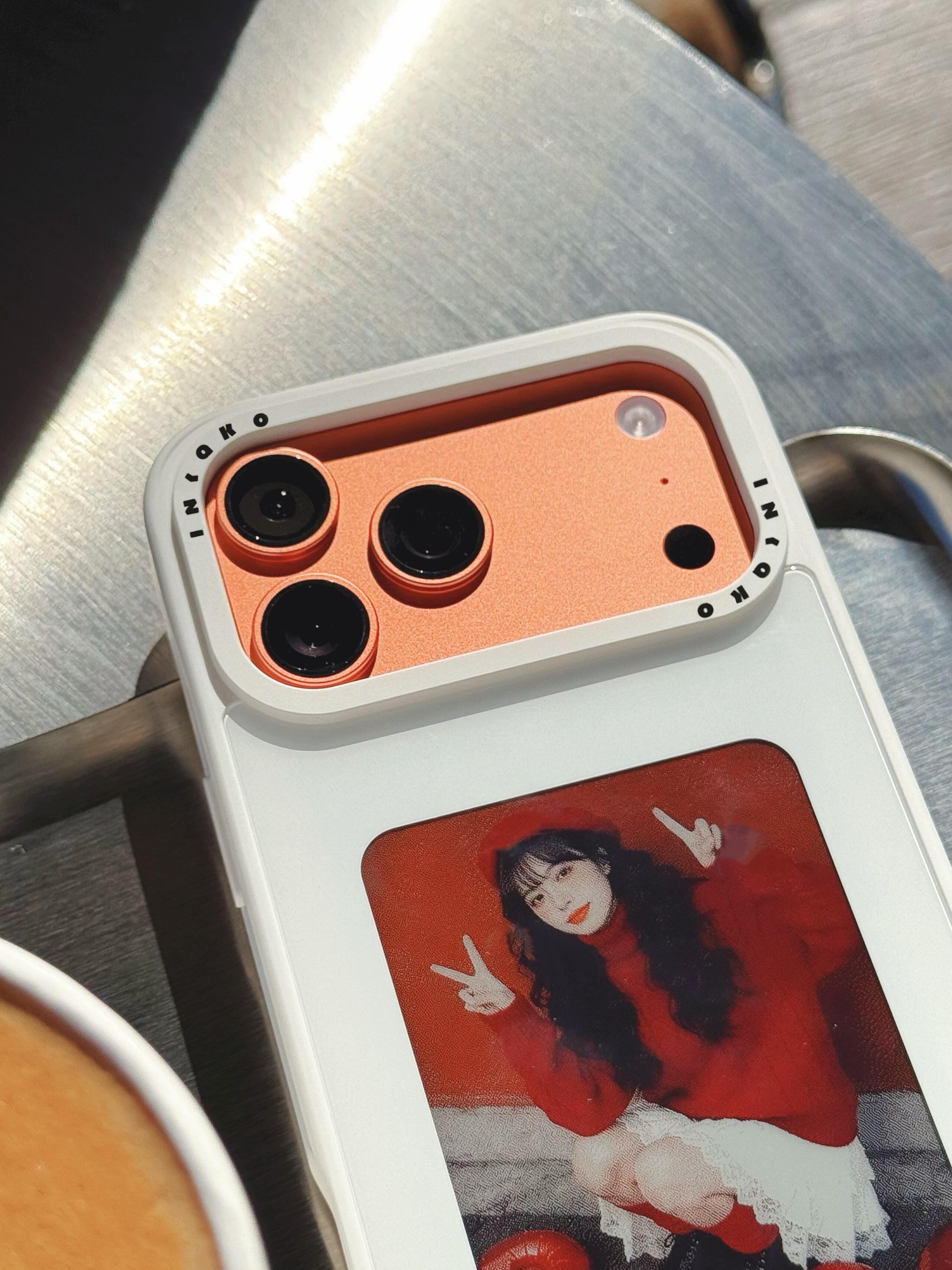 映壳 INKAKO 智能墨水屏手机壳、映壳手机壳、智能墨水屏手机壳、无源 NFC 墨水屏手机壳、电子墨水屏手机壳